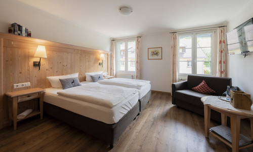 Naturparkhotel Grüner Baum (Todtnau) Naturparkhotel Grüner Baum (Todtnau)