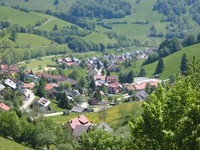 Ortsbild Wieden im Fr�hling (Bildnachweis: Tourismus GmbH zwischen Feldberg und Belchen)