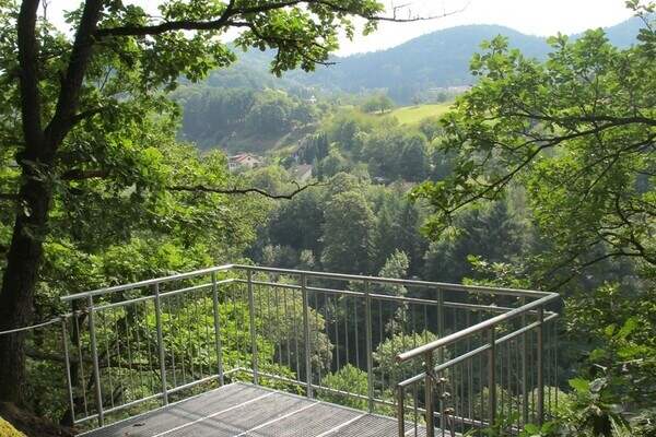 Plattform Engelsberg Copyright: (Tourist-Information B�hlertal)